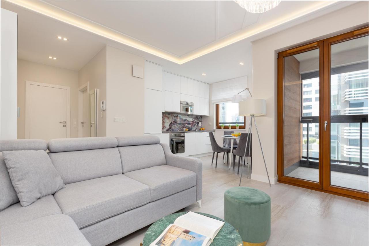 City Center Apartments Grzybowska With Parking By Noclegi Renters Βαρσοβία Εξωτερικό φωτογραφία