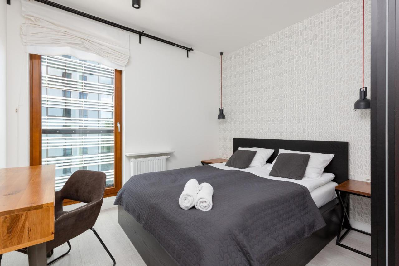City Center Apartments Grzybowska With Parking By Noclegi Renters Βαρσοβία Εξωτερικό φωτογραφία